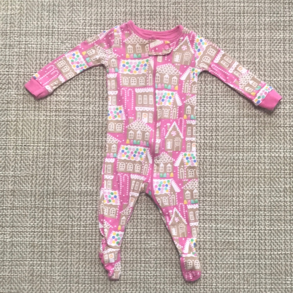 Children's Place Sleeper (size 3-6m)